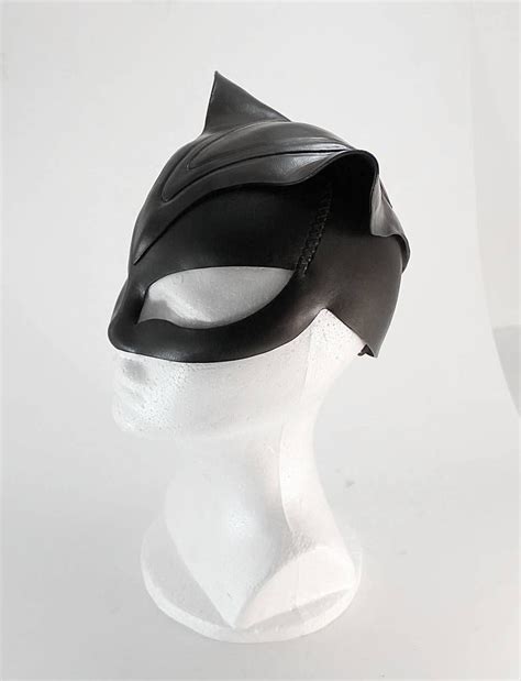 Catwoman Mask Catwoman Cosplay Costume Makeup Cosplay Costumes Cosplay Ideas Costume Ideas