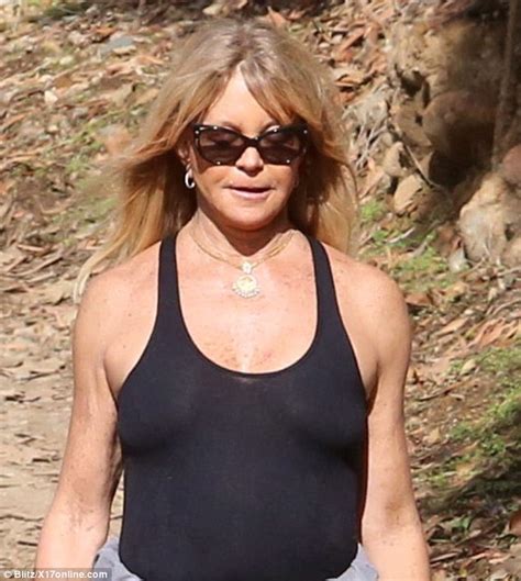 Goldie Hawn 69 Shows Off Her Fabulous Figure On A Hike With Pal