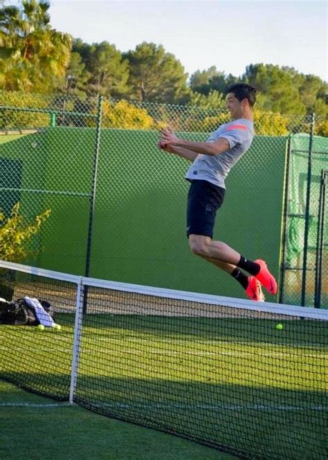 Jump Cristiano Ronaldo Photo De Double Jump Cristiano Ronaldo