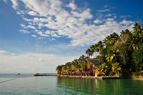 Davao city is also one of several cities in the philippines that are independent of any province. From Davao City, make the trip to these 8 beautiful beaches