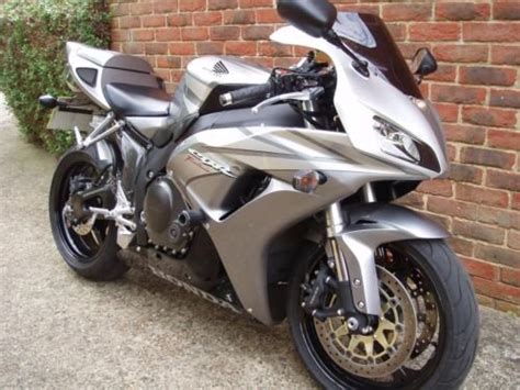 2006 06 Honda Cbr1000rr Rr6 1000cc Supersport Silver