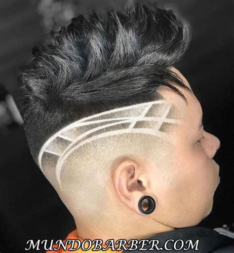 Tatuajes en todo el pecho. Los mejores cortes de cabello para hombre 【2020】