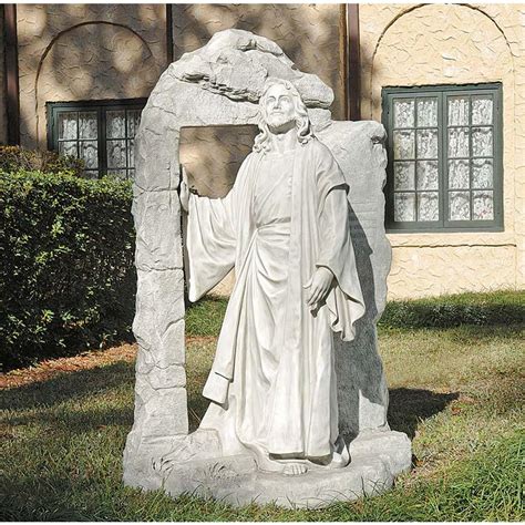The Risen Jesus Christ Sacred Garden Statue ⋆ Virgo Sacrata