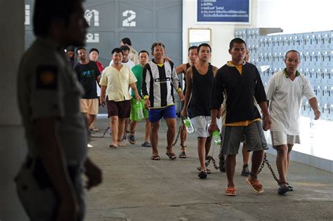 Floods Force Thailand To Move Prison Inmates The New York Times