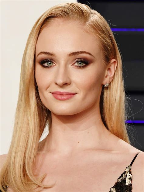 How would you guys type Sophie Turner? I think her face is very ...