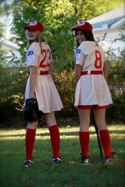 I saw this costume on pinterest and completely fell in love with it. A League Of Their Own… | Bff halloween costumes, Cute halloween costumes, Cute costumes