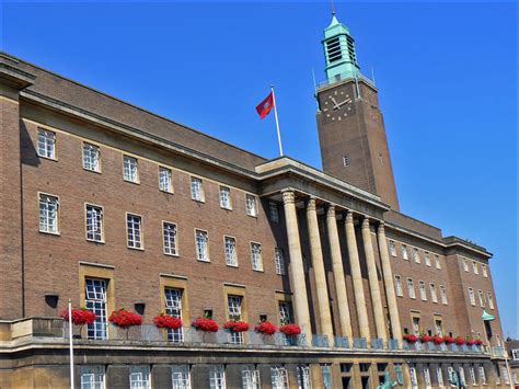 Norwich City / Norwich City Hall - HDR Panoramic Photo | rozenek.com