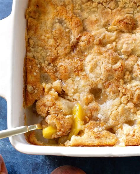 Easy Peach Cobbler 4 Ingredients The Girl Who Ate Everything