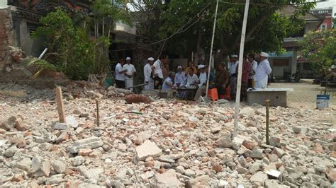 Candi bentar karakteristik olarak, bali dili candi bentar durumunda yoğun bir şekilde. 35+ Terbaik Untuk Gambar Sketsa Candi Bentar - Tea And Lead