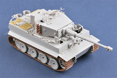 Pz Kpfw VI Ausf E Sd Kfz 181 Tiger I Medium Production W Zimmerit