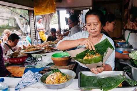 bidang usaha makanan disebut