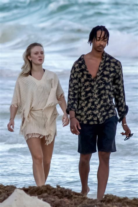 Zara Larsson Enjoys A Romantic Stroll On The Beach With Her Boyfriend