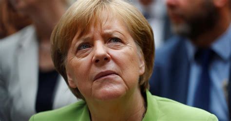 Merkels Allfrontenkampf Viele Lauern Auf Einen Absturz Kurier At