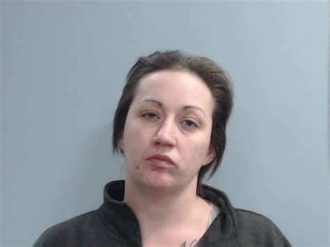 Lpd Woman Forced 8 Year Old Girl To Perform Oral Sex On Man Abc 36 News