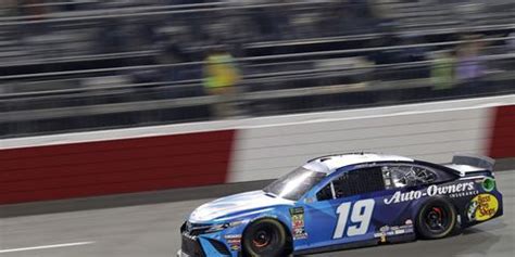 Races at richmond since april 19, 1953. NASCAR Richmond Cup race results: Martin Truex Jr. gets ...
