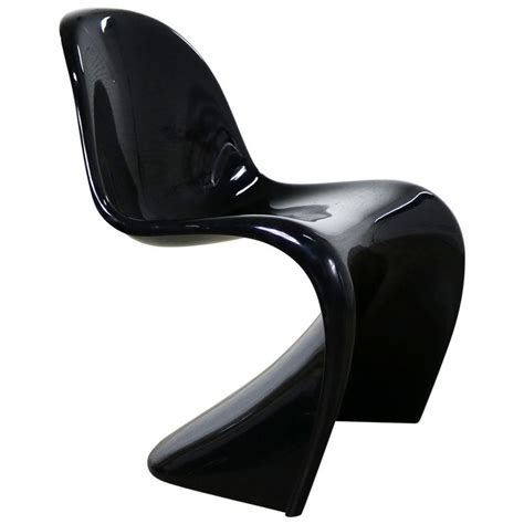 Dine like a king with these stylish, comfortable & upholstered panton s chair at alibaba.com. Gloss Black Verner Panton Chair Classic Molded S Chair by ...