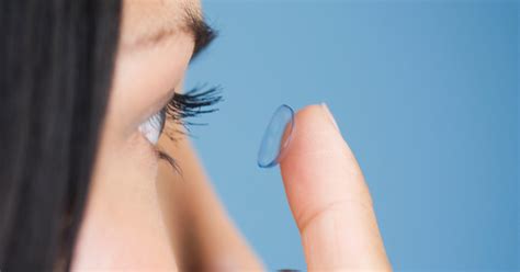 27 Contact Lenses Stuck Womans Eye Putting In Contacts