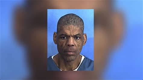 Dade prison warden suspended following inmate death | wtsp.com