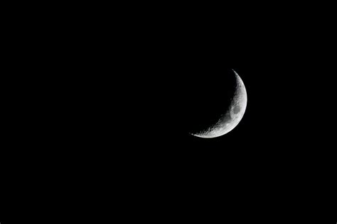 Moon Night Crescent Wallpaper Coolwallpapersme