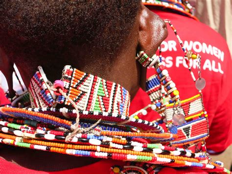 The Story Behind Maasai Beaded Jewelry Discovered Beaded Beaded Jewelry Beautiful Beaded