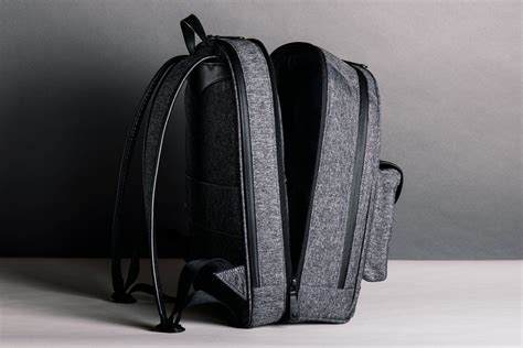 The Epic 6 In 1 Backpack Makes A Comeback Yanko Design Desktop