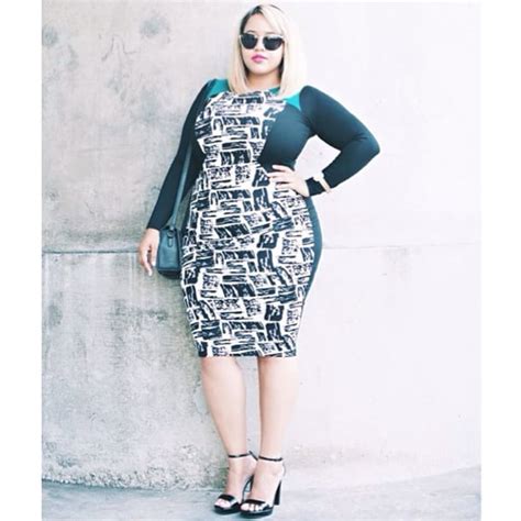 this bold printed dress wasn t made for wallflowers but the plus size bloggers summer 2014