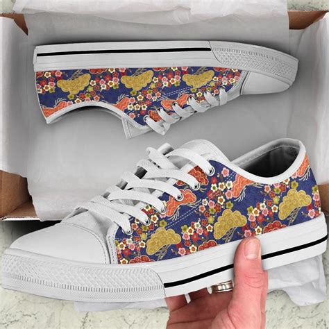 Brand and seasonal discussions, opinions, and specific questions always welcome. Sneakers Japanese Clothing Tennis Shoes Japanese Print ...