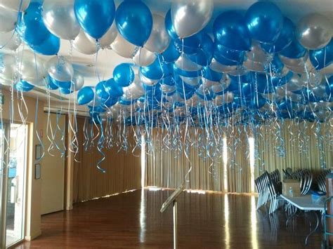 Bring A Room To Life With Sapphire Blue And White Free Floating