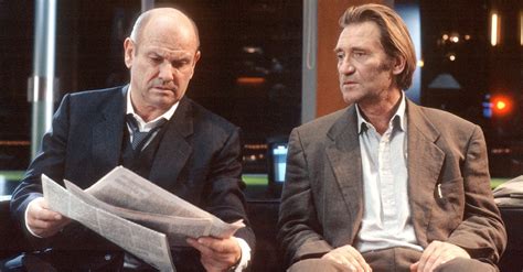 The judgment (das urteil), also translated the verdict, is a short story written by franz kafka in 1912, concerning the relationship between a man and his father. Das Urteil Film (1997) · Trailer · Kritik · KINO.de