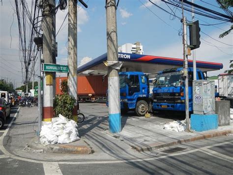 Petron Gas Station Manila