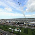 No confederate flags were seen in the grandstands at bristol on wednesday night, according to usa today , but the bristol herald courier reported that several vehicles flying the banned flag drove around the stadium ahead of the event. NASCAR to resume pre-race concerts with Daytona 500 show ...