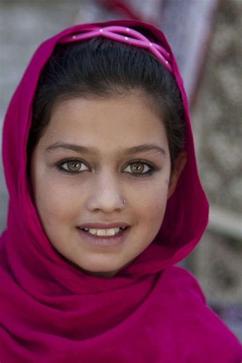 Mediana Of Kabul Afghan Girl Beautiful Eyes Pretty Eyes