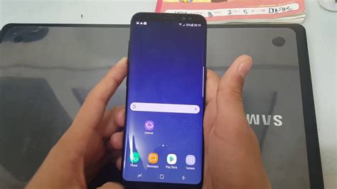This is possibly the simplest way to take a screenshot on a smartphone and is for this feature to function on your samsung galaxy s8 device, make sure you have smart capture enabled, this can be found by navigating to the. How to take a screenshot on s8,s8+ - YouTube