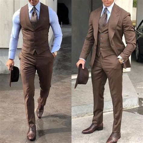 2020 classy british wedding tuxedos mens suits slim fit peaked lapel prom bestman groomsmen