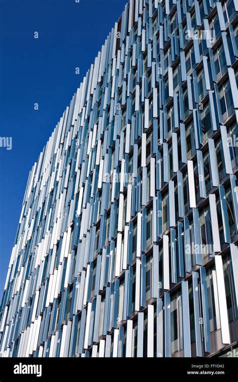 The Blue Fin Building Facade In Bankside London Vertical Fins Provide