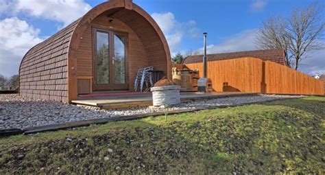 Glamping Pods And Camping Pods With Hot Tubs In The Uk In 2021 Camping Pod Glamping Holidays