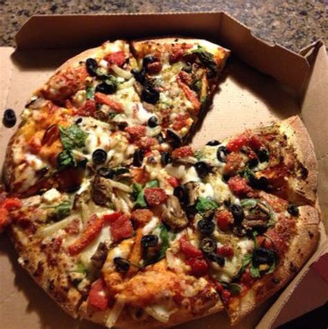 Dominos Veggie Lovers Pizza Reviews In Fast Food Chickadvisor