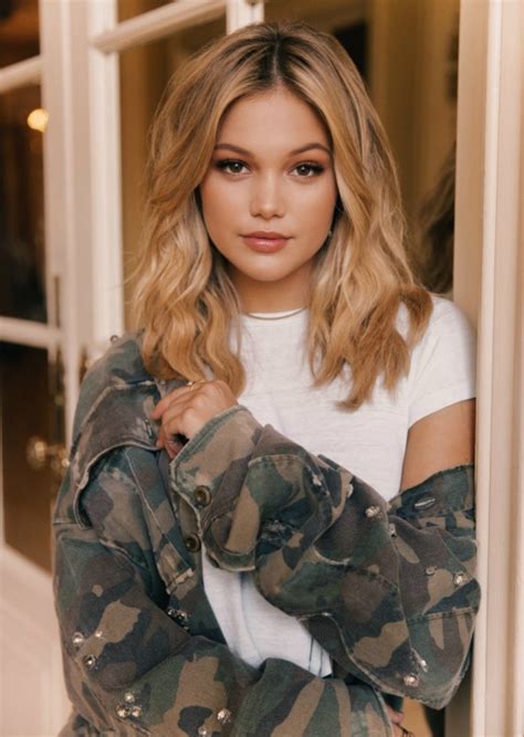 Olivia Holt Wiki Random 2 Wiki Fandom