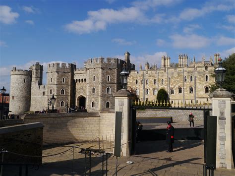 Er war ein urenkel von königin victoria und vater von prinzessin margaret und in der st. Jetzt wird's royal! Zu Gast im Windsor Castle - Die Fernschreiber