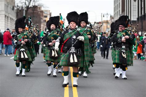 Patrick's day attire floating through lowcountry waterways, passing by the savannah convention center and then returning to home ports of call. St Patrick Day 2017 Parade in USA route, time | NYC, San ...