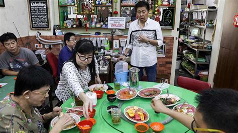 Ayam rebus wong fu kie. Wong Fu Kie Hakka, Kuliner Hakka Legendaris di Jakarta