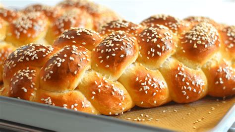 How To Make Challah Breadeasy Challah Bread Recipe Merryboosters
