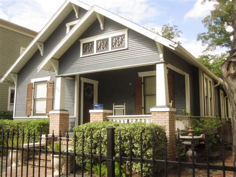 Fortunately, exterior paint colors come with some constraints. Mix and Match Exterior Paint Color Combinations Tips