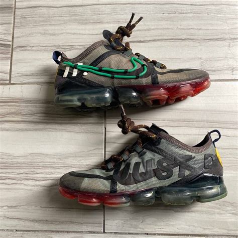 Here, we get a detailed look and an update on another sneaker from the range, the cactus plant flea market. Cactus Plant Flea Market x Wmns Air VaporMax 2019 - Nike ...