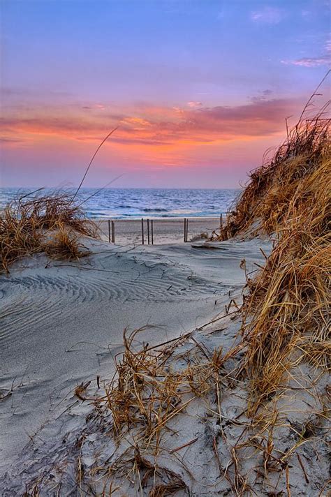 Daybreak On The Outer Banks 2 By Dan Carmichael Beautiful Beaches