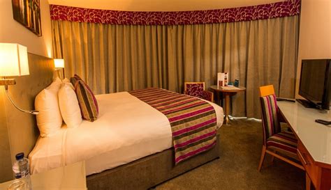 Book The Metro Hotel Dublin Airport In Dublin