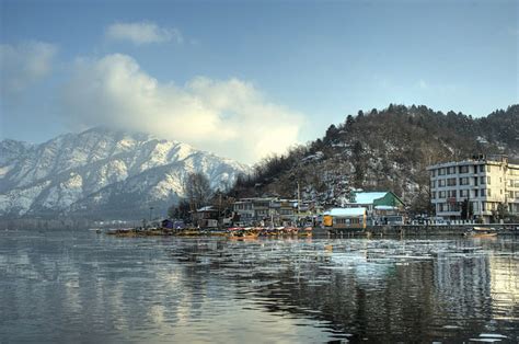 Top 7 Places To Visit In Jammu And Kashmir Trans India Travels