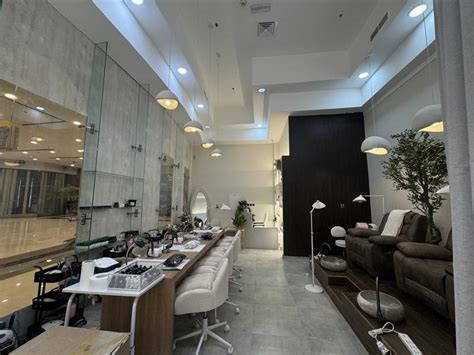 beauty salon for sale in dubai united arab emirates seeking aed 650 thousand