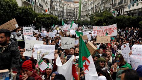 620 new cases and 12 new deaths in algeria  source updates. Algerien: 195 Festnahmen bei Protesten gegen Abdelaziz ...