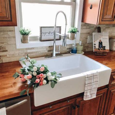 Best tile backsplash for farmhouse kitchen sink - Farmhousehub